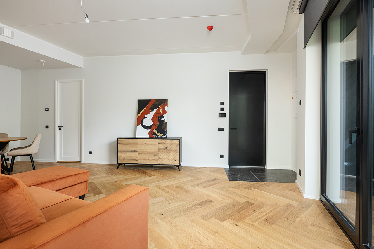 HYB15526-Edit_1280_850