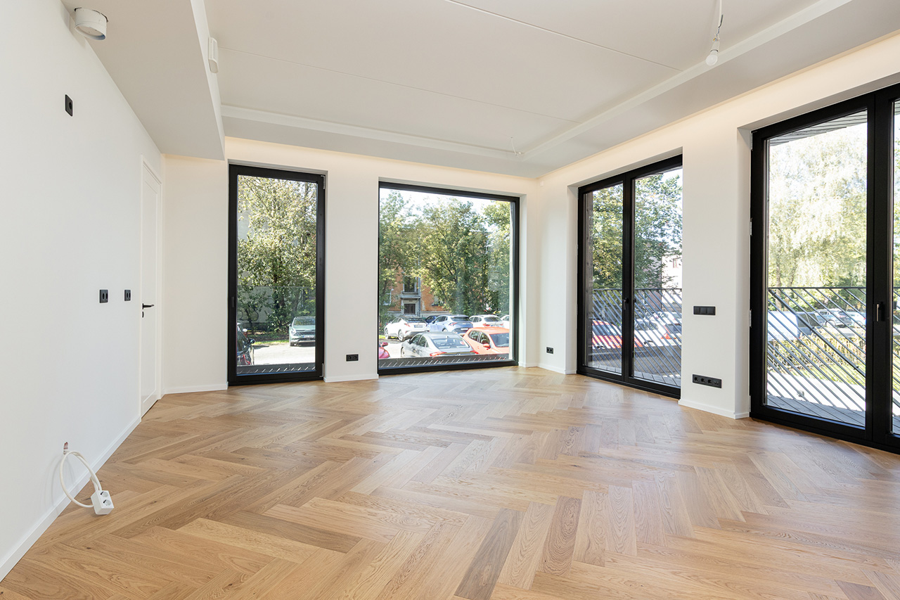 HYB15764-Edit_1280X850