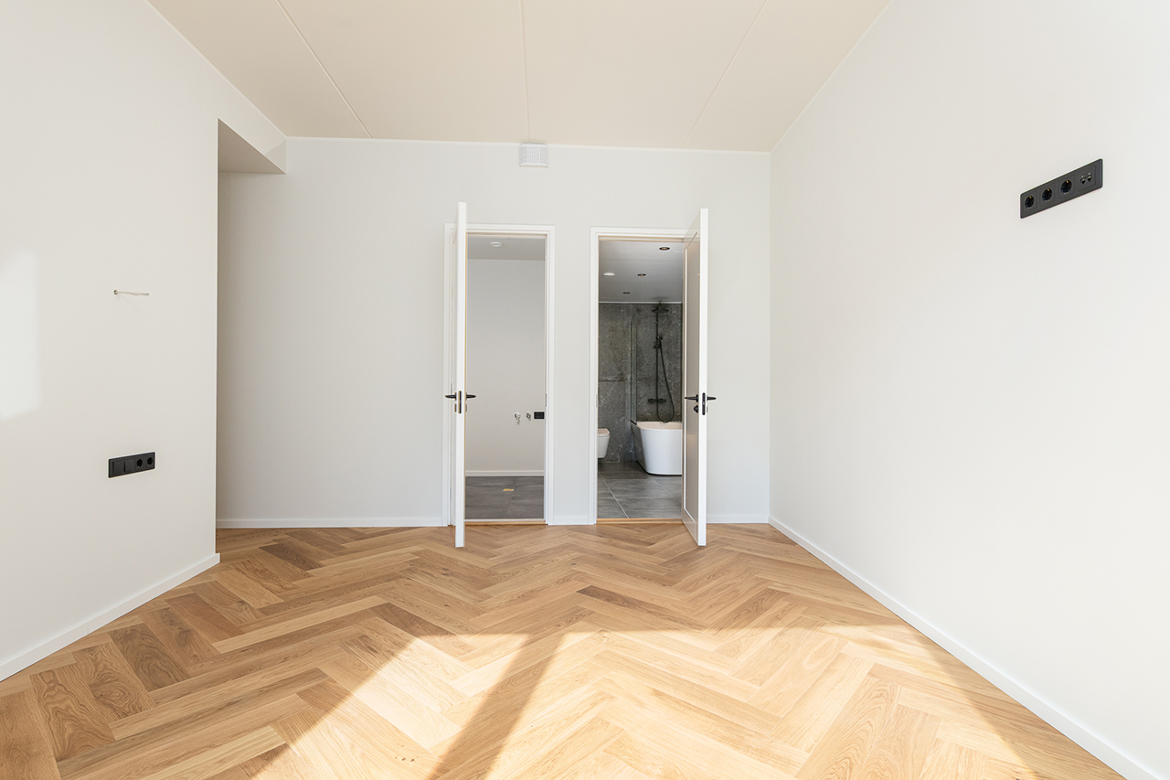 HYB15875-Edit-Edit_1280X850