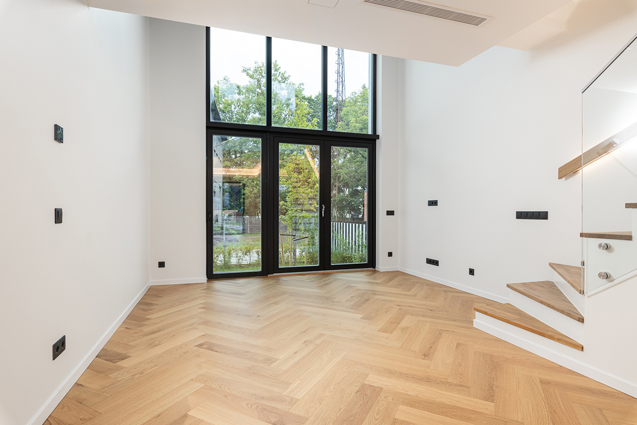 HYB16184-Edit_1280X850