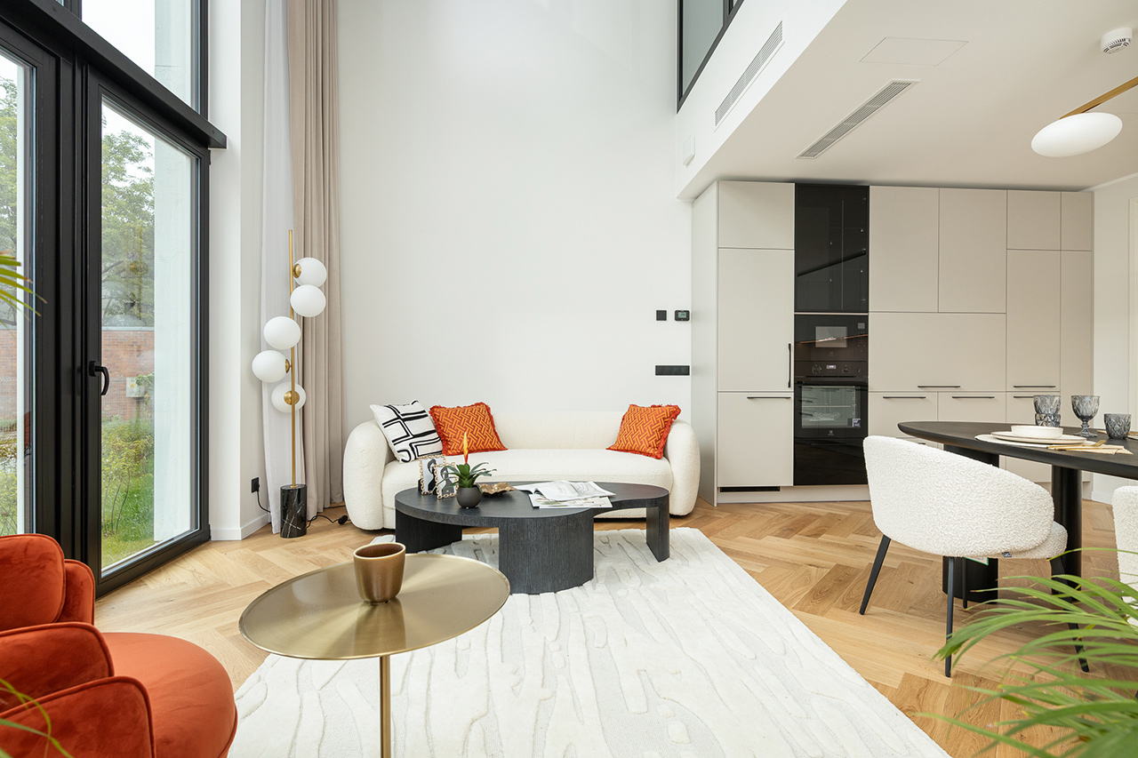 HYB16418-Edit_1280X850